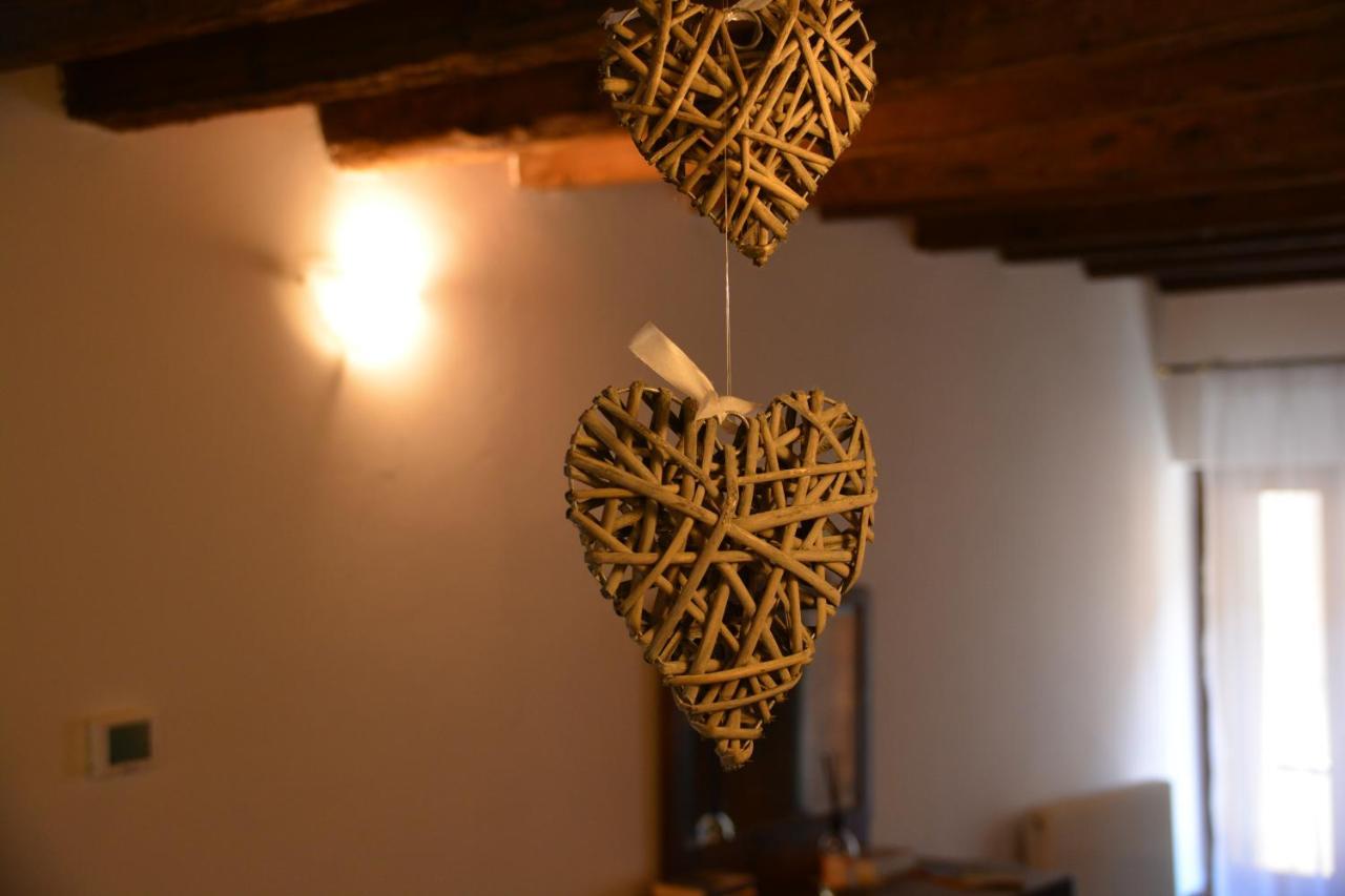 Ferienwohnung Accogliente Locale Con Terrazzo In Centro Storico Vittorio Veneto Exterior foto